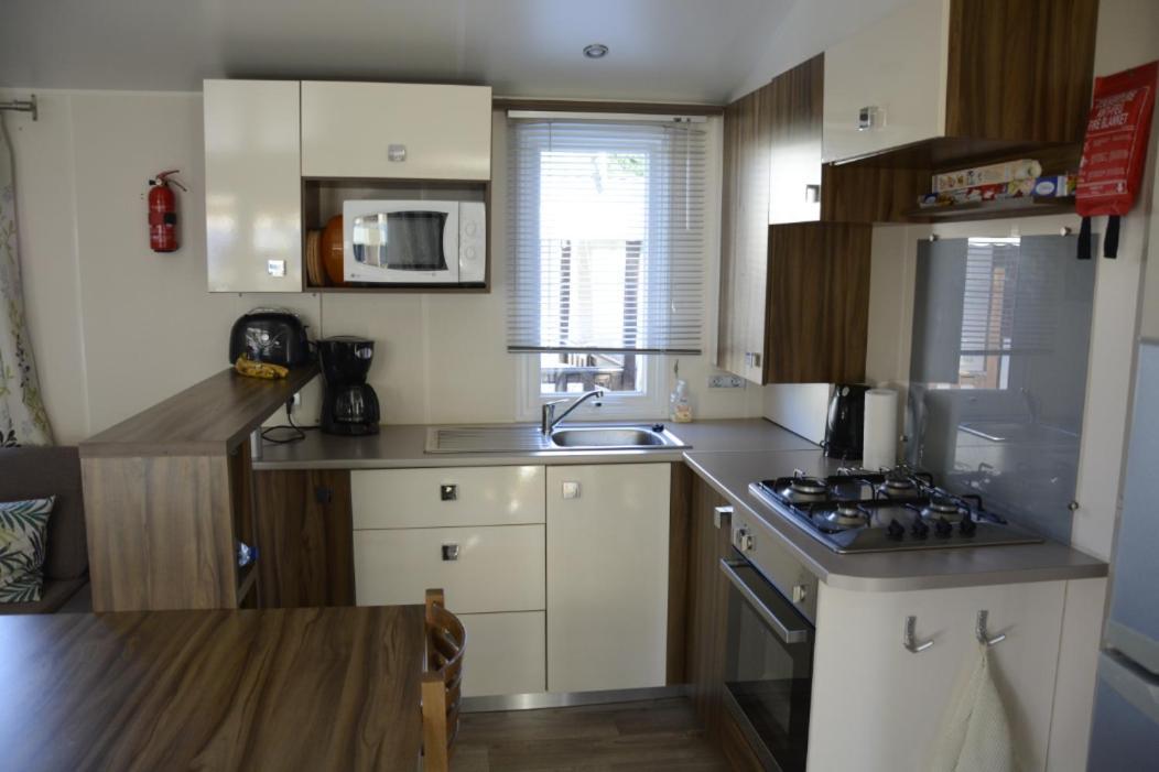 Mobilhome 6/8 Personnes 3Ch La Reserve **** Gastes Buitenkant foto